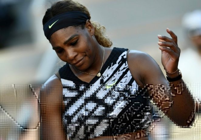 US Open: Serena Williams routs Maria Sharapova