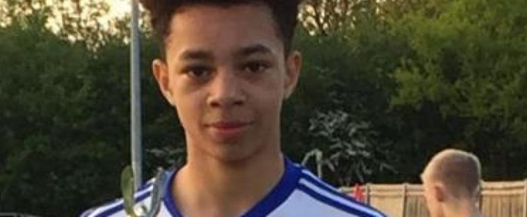 Man City sign Nigerian Teenager Samuel Edozie