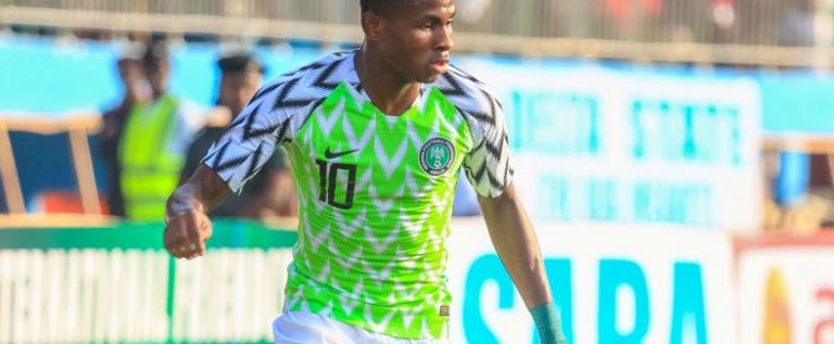 Victor Apugo Slams Gernot Rohr For Under-Utilizing Samuel Chukwueze