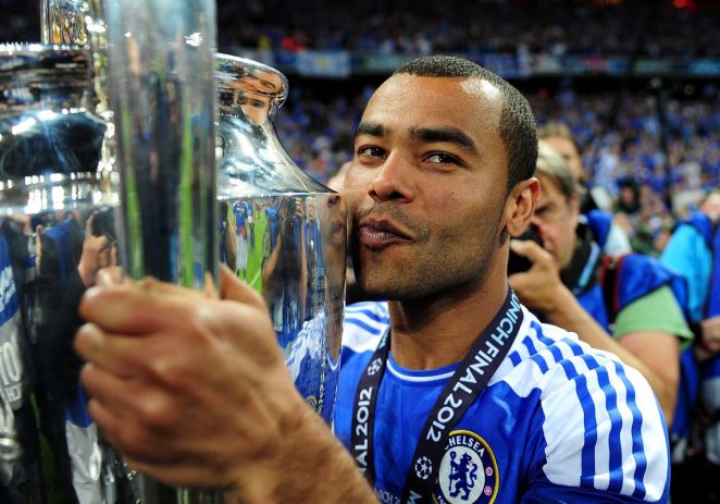 Ashley Cole to be offered Chelsea coaching role