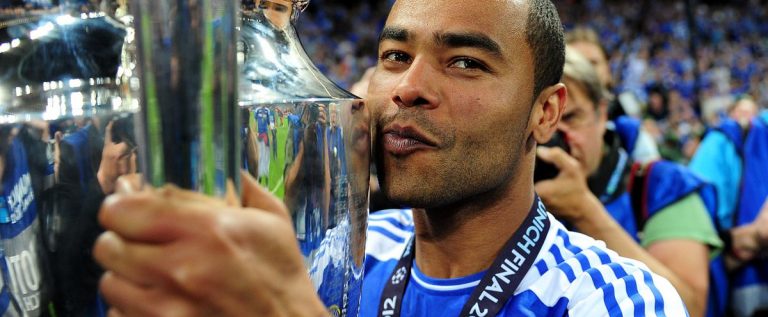 Ashley Cole to be offered Chelsea coaching role