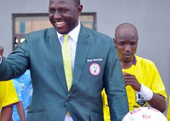 Rohr Will Win Laurels For Nigeria, Deserves A New Contract –  Pascal
