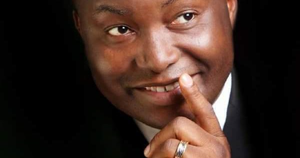 Sen. Ifeanyi Ubah Distributes  COVID-19 Palliatives In Anambra