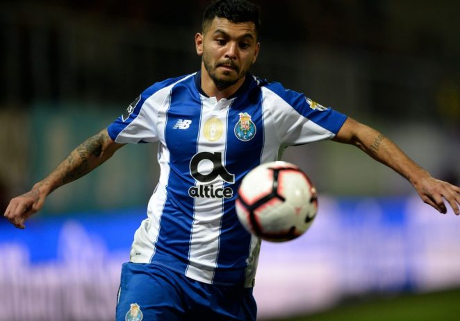 Corona’s Strike Help Porto  top Primeira Liga