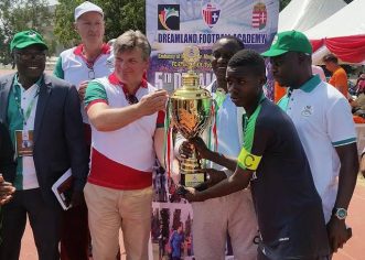 Dreamland-Embassy Of Hundary Cup Holds In May