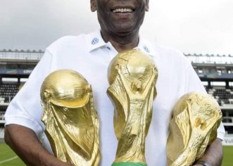 Most Goals In Football: Eto’o Condemns European Journalists For Favouring Ronaldo Against Pele