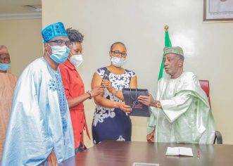 FG Partners Crown Mills To Boost Wheat Production, Export In Nigeria