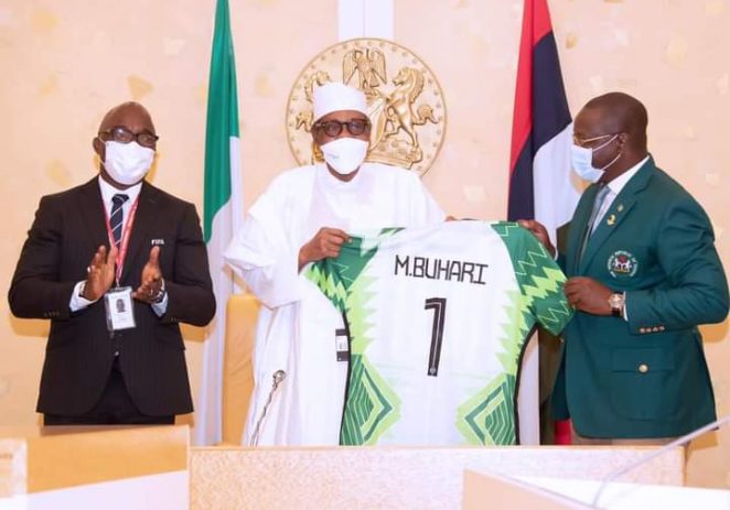 President Buhari Orders Pinnick, To Use Home-based Players In Super Eagles