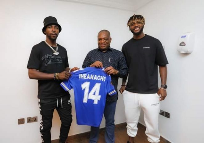 Africa’s Pillar Of Sports, Orji Kalu Hosts Super Eagles Stars Iheanacho, Awaziem In Abuja