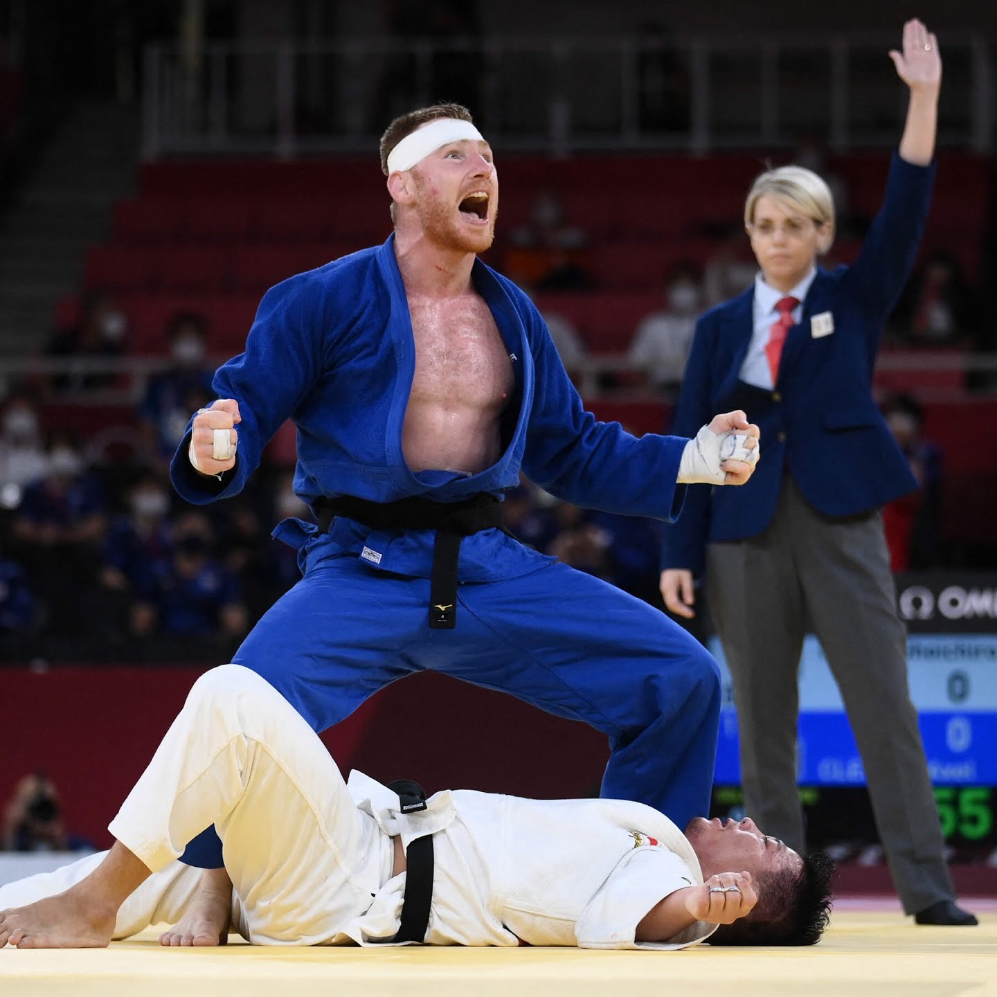 Tokyo Olympics Athlete Who Won Silver In Wrestling Apologises For