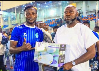 Adekunle Adeniyi Dedicates ‘King Of Match’ Award To Son