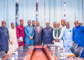 Discordant Tunes Trail Minister’s Meeting With NFF Presidential Aspirants               … We Will Abide By Court Order – Moukhtar               … Campaign Continues – Akinwumi