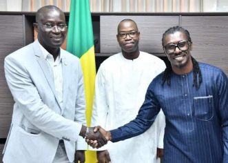 Aliou Cisse Signs New Contract As Senegal Coach Ahead Of World Cup