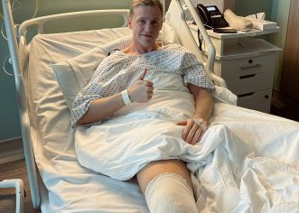 Manchester United Midfielder Van Da Beek Ruled Out For The Rest Of EPL Season