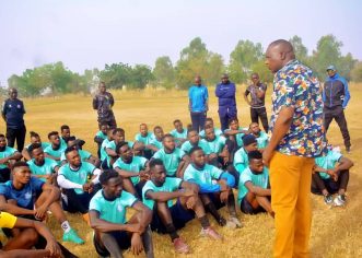 Coach Abara Appeals For Fans’ Support After Niger Tornadoes Defeat in Gombe
