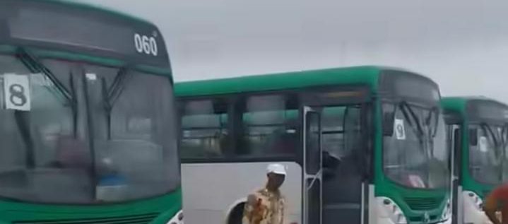 NPFL Title Decider: Rangers Invade Lagos With 10 Luxury Buses of Fans for Ikorodu City Clash